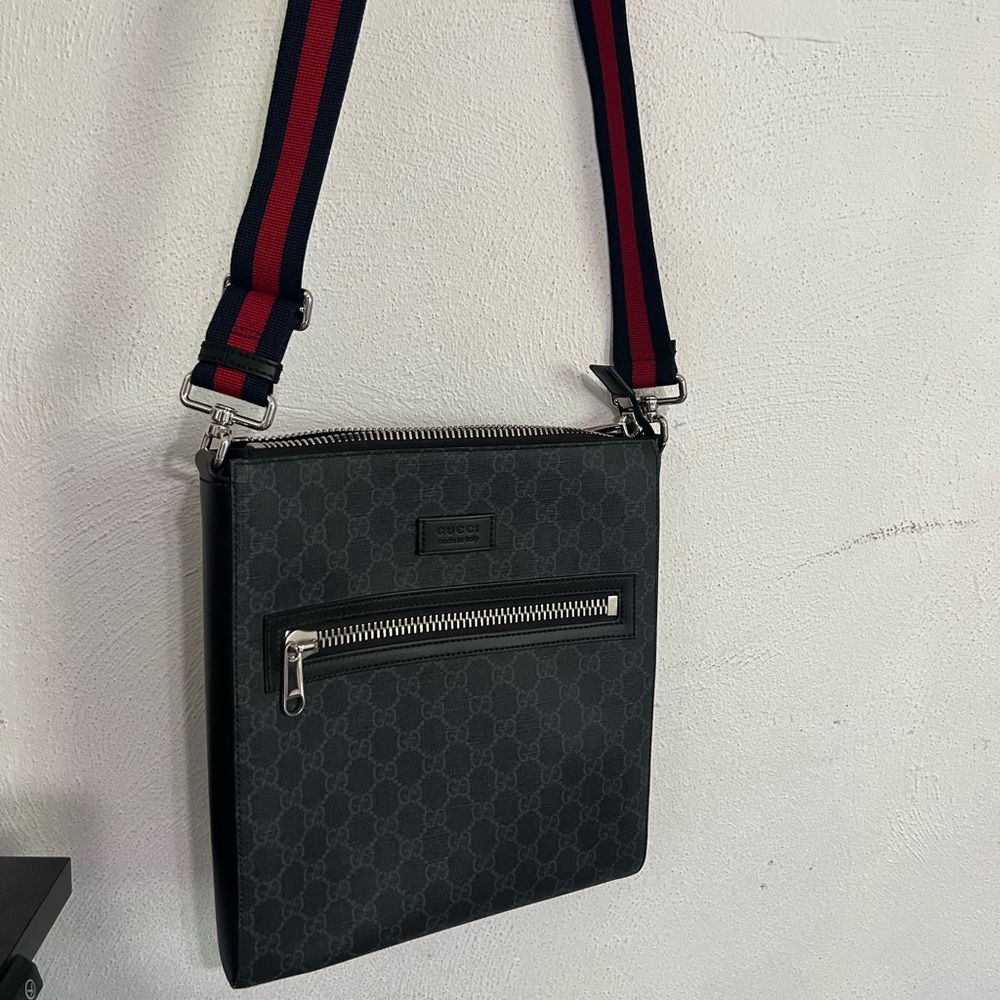 Mens Gucci Messenger Bag Full Size